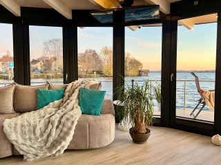 Foto Nummer 4: Floating Home Shanti 2