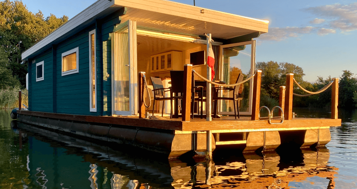 Führerscheinfreies Hausboot Havelzauber bei Potsdam mieten Führerscheinfreies Hausboot Havelzauber bei Potsdam mieten