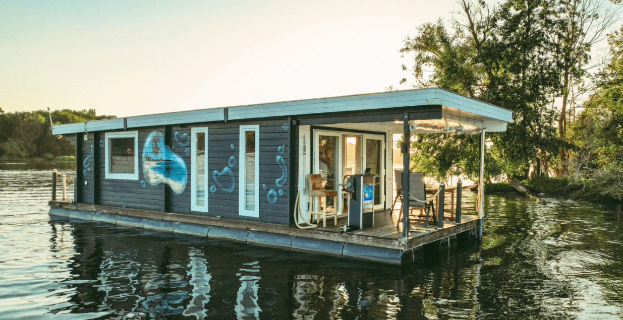 Führerscheinfreies Hausboot Havelbiber 6 Personen bei Potsdam Führerscheinfreies Hausboot Havelbiber 6 Personen bei Potsdam
