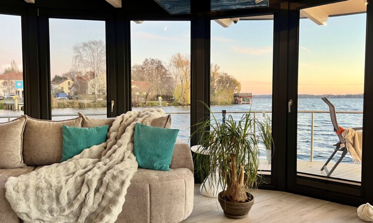 LUXUSHAUSBOOT SHANTI 2