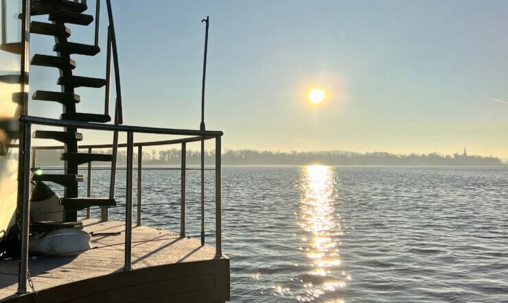 Floating Home Shanti 2