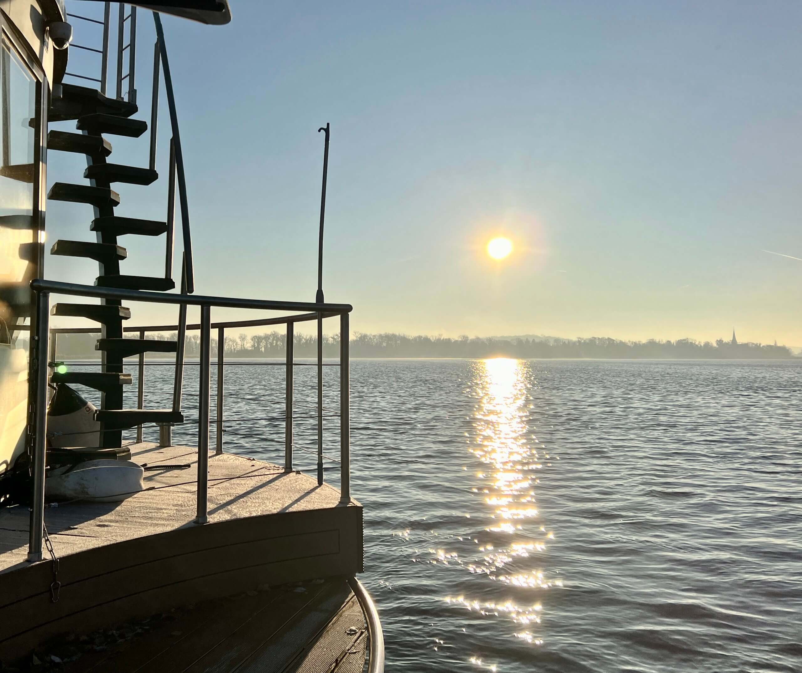 Floating Home Shanti 2
