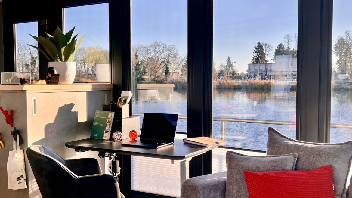 🌊 Work & Float – Ihr Floating Office auf der Havel