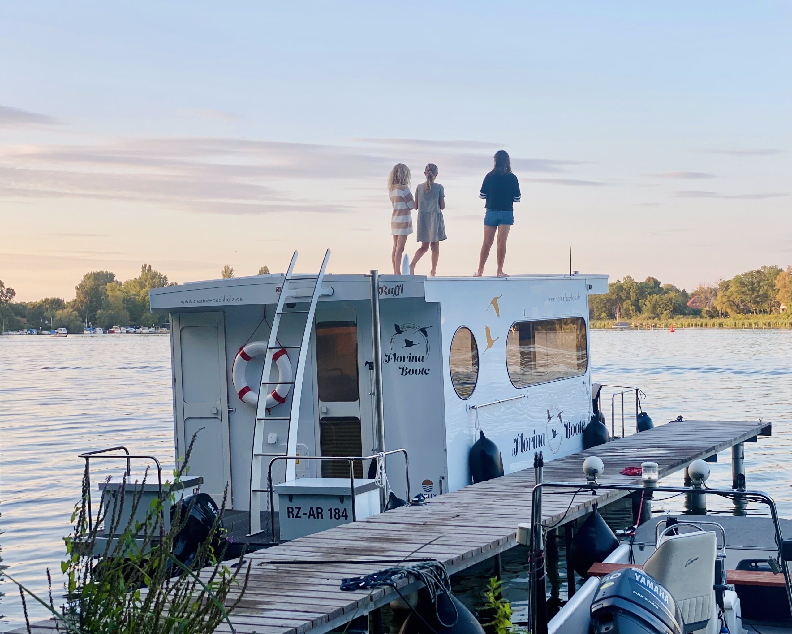 Führerscheinfreies Rollyboot Florina ab 5 h buchbar