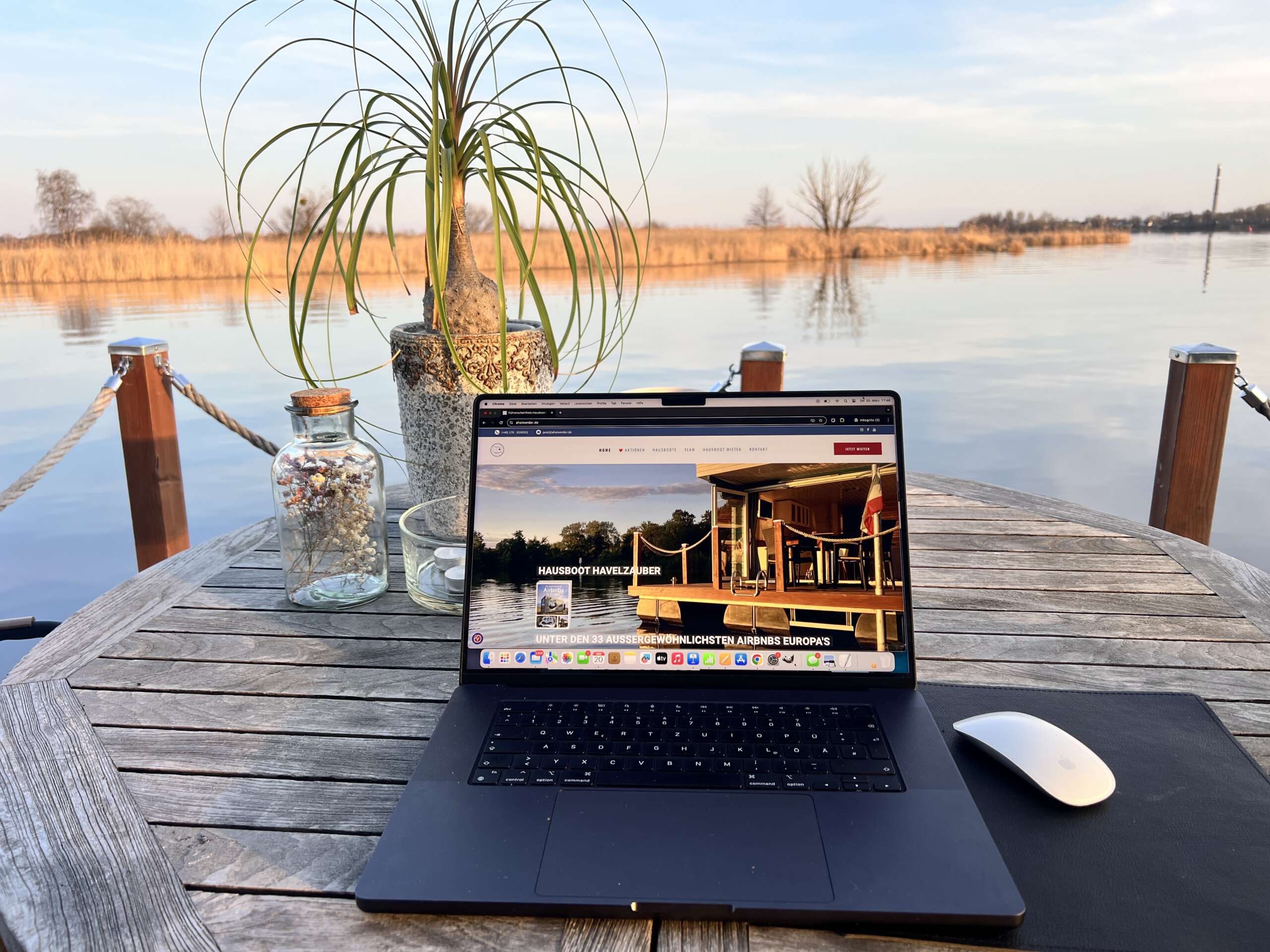 Floating Offices – Arbeiten mit Aussicht auf der Havel Floating Offices zum Mieten auf bei Potsdam & Berlin